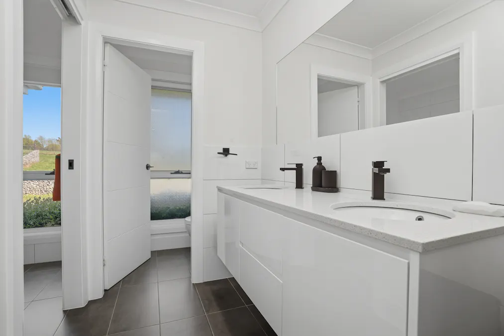 9 Green Grove, Blayney, NSW, 2799 - Image 13