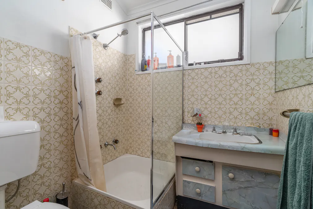 6 Yaldara Crescent, Cowra, NSW, 2794 - Image 11