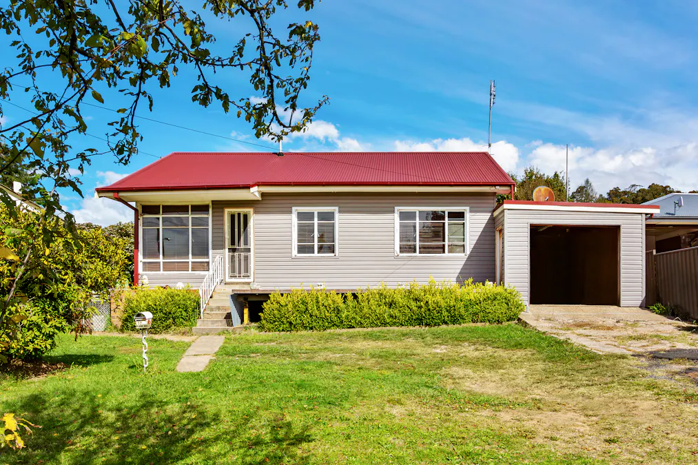 12 Albert Street, Oberon, NSW, 2787 - Image 1