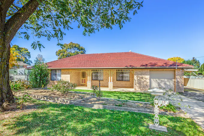 13 Hawkes Drive, Oberon, NSW, 2787 - Image 1