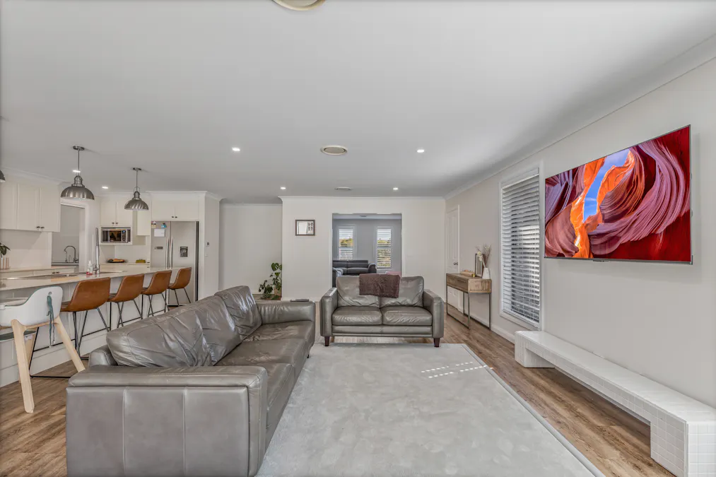 14 Governors Parade, Windradyne, NSW, 2795 - Image 4