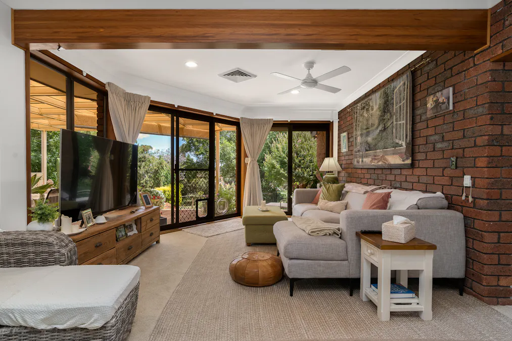 6 Amaroo Avenue, Cowra, NSW, 2794 - Image 2