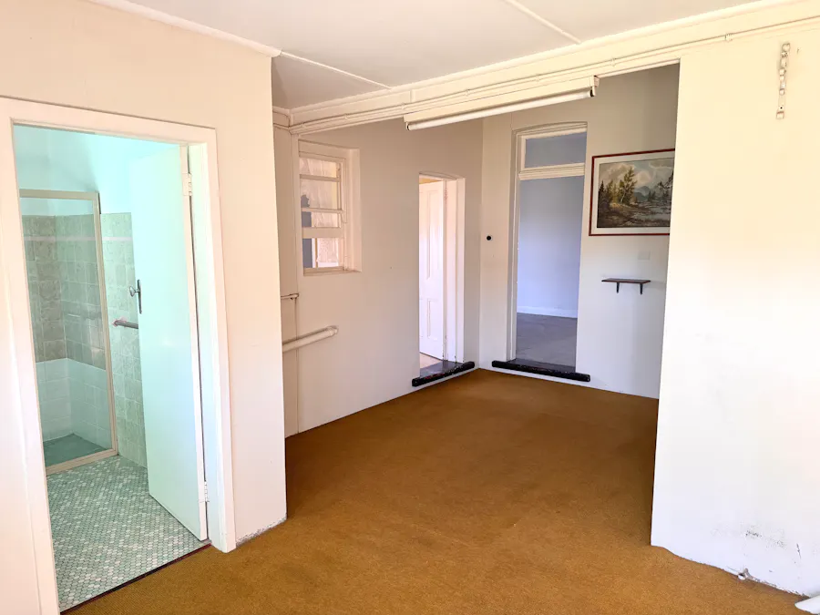 18 Vaux Street, Cowra, NSW, 2794 - Image 8