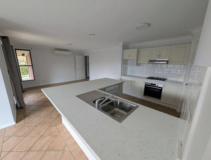 56 Cedar Drive, Llanarth, NSW, 2795 - Image 3