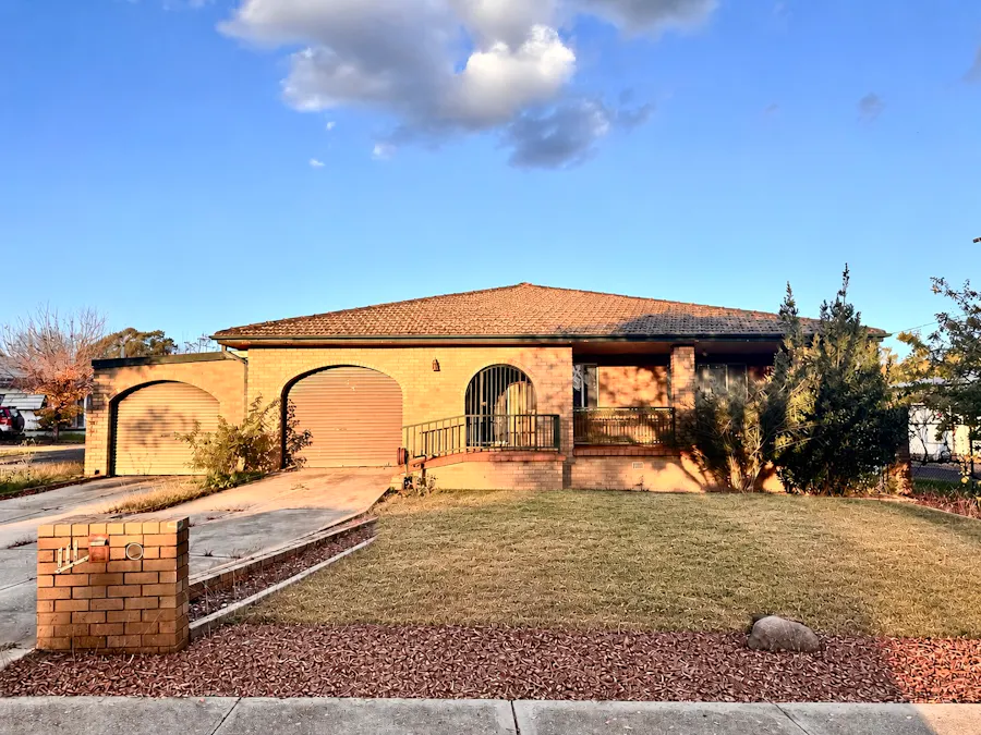 111 Redfern Street, Cowra, NSW, 2794 - Image 1