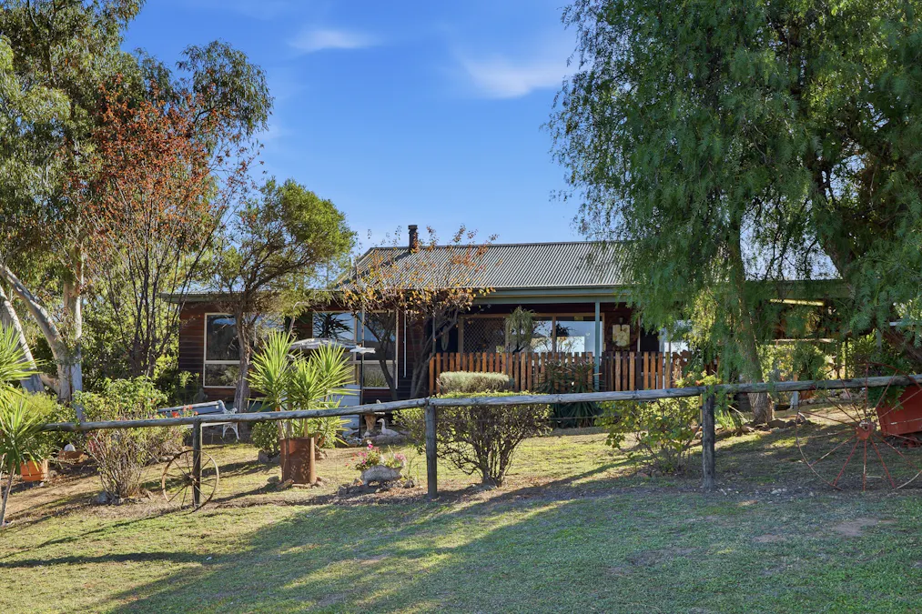 575 Oaky Creek Road, Wyangala, NSW, 2808 - Image 3