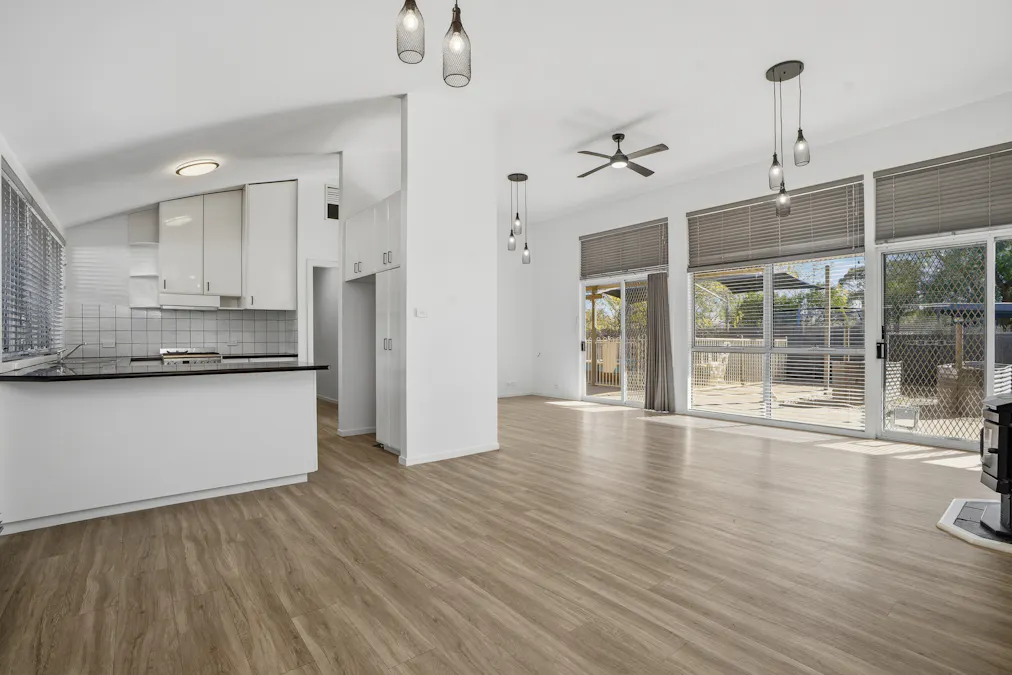 18 Cooyal Street, Cowra, NSW, 2794 - Image 2