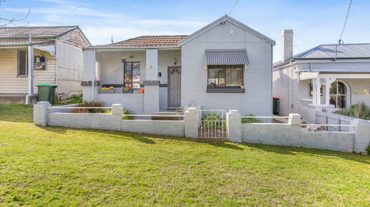 269 Brilliant Street, Bathurst, NSW, 2795 - Image 1