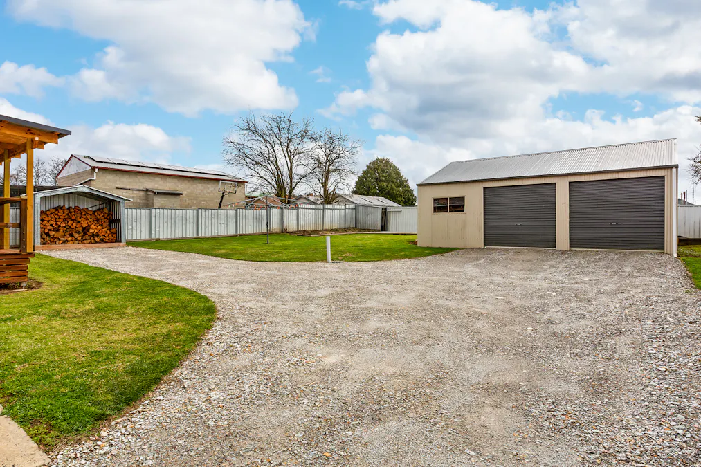 125 Curtis Street, Oberon, NSW, 2787 - Image 2