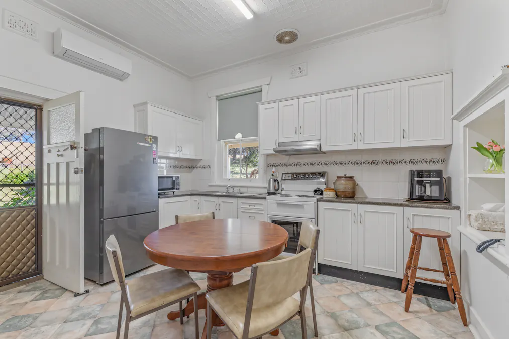 404 Kangaroo Flat Road, Cowra, NSW, 2794 - Image 17