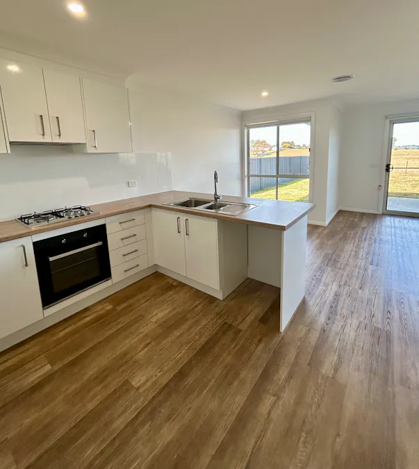 21 Springfield Street, Oberon, NSW, 2787 - Image 2