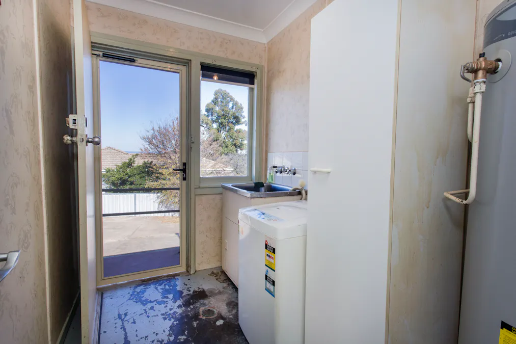 37 Bourke Street, Cowra, NSW, 2794 - Image 9