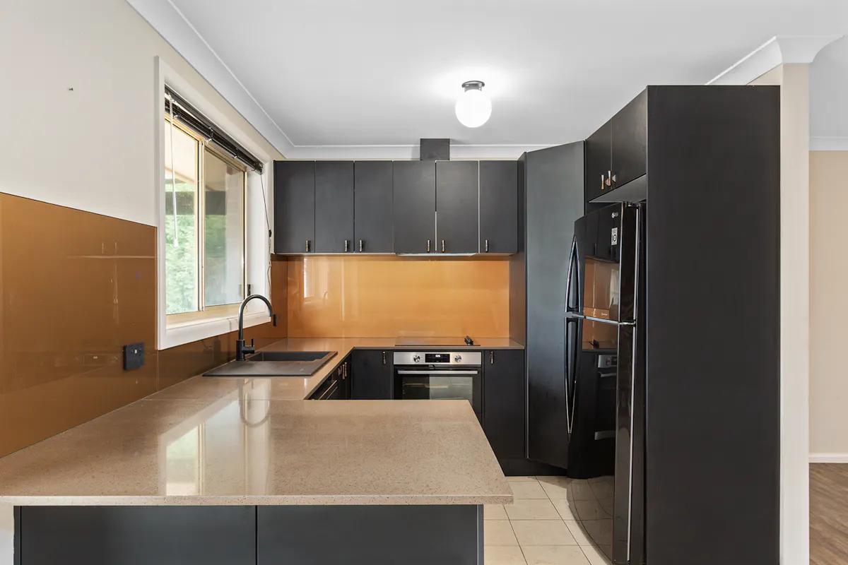 87 Dillon Street — photo 5 of 17