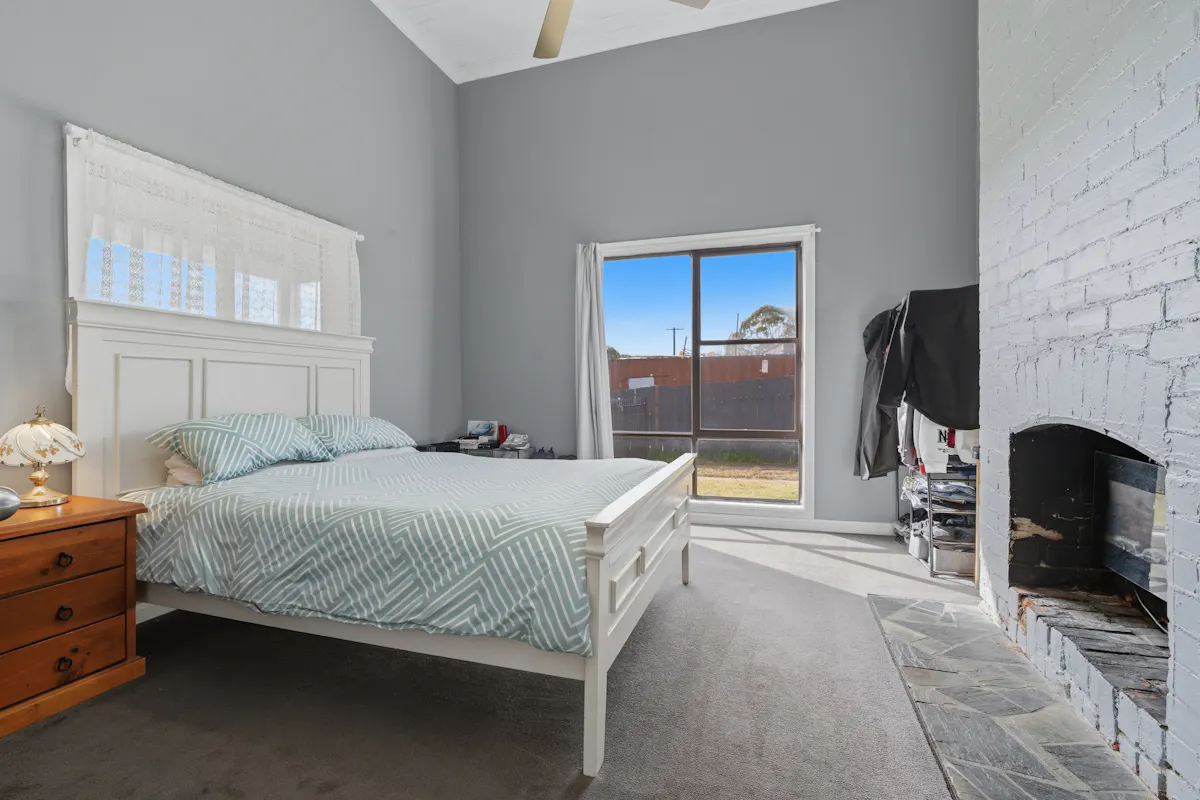 16 Perth Street — photo 9 of 23