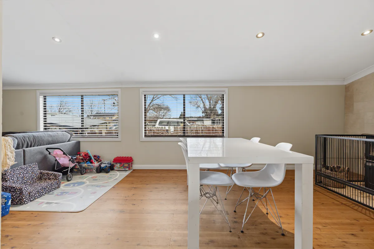 16 Perth Street — photo 8 of 23