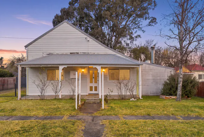 16 Perth Street, Perthville, NSW, 2795