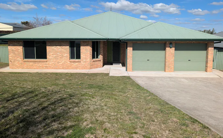24 Arnold Court, Kelso, NSW, 2795