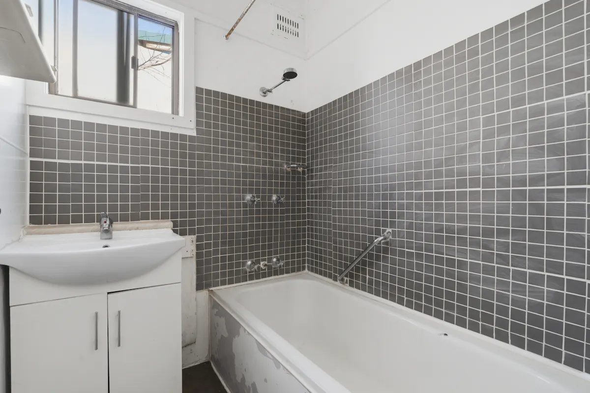 188 McLachlan Street — photo 13 of 22
