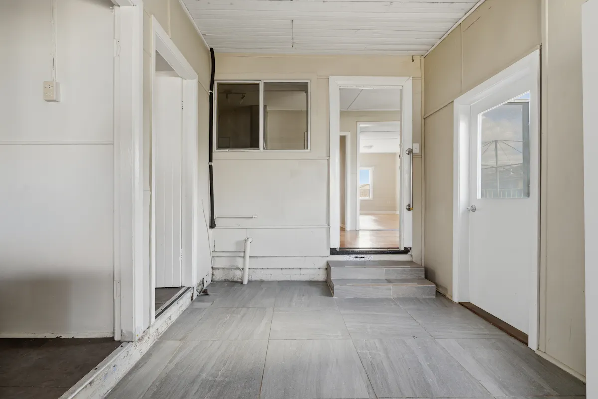 188 McLachlan Street — photo 14 of 22