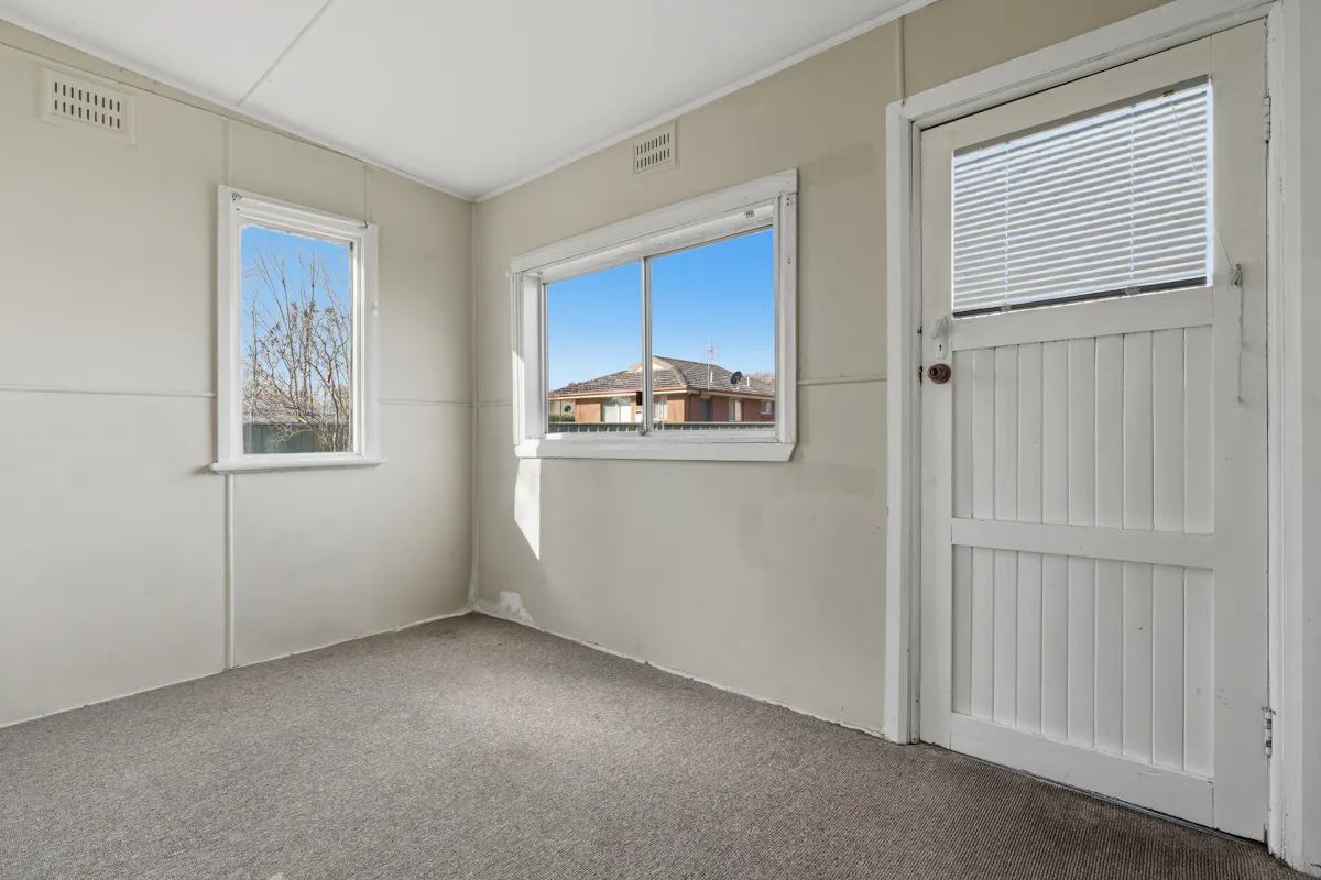 188 McLachlan Street — photo 15 of 22