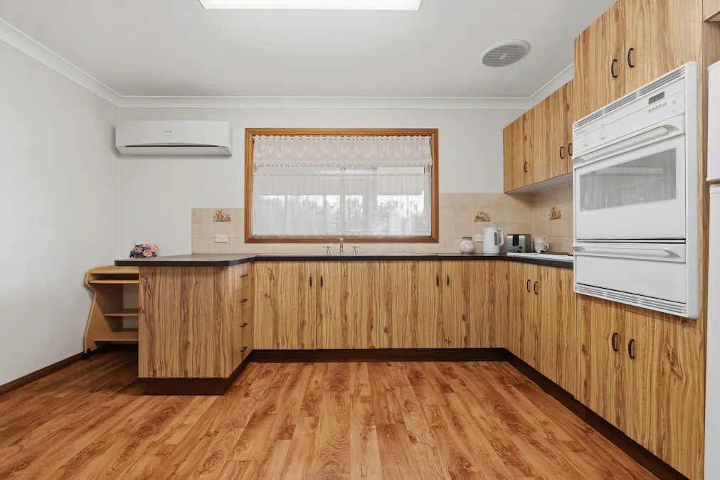 28 Eulo Street, Cowra, NSW, 2794 - Image 2