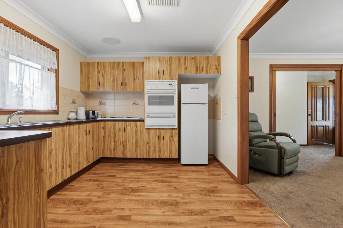 28 Eulo Street — photo 3 of 16