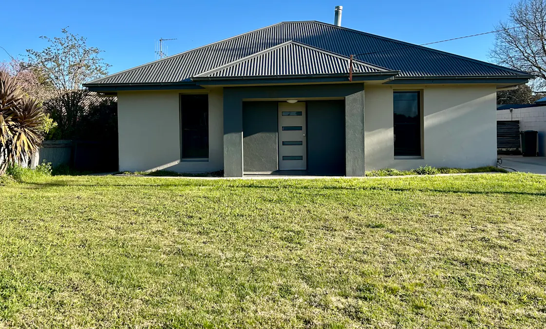 2 Oberon Street, Oberon, NSW, 2787 - Image 1
