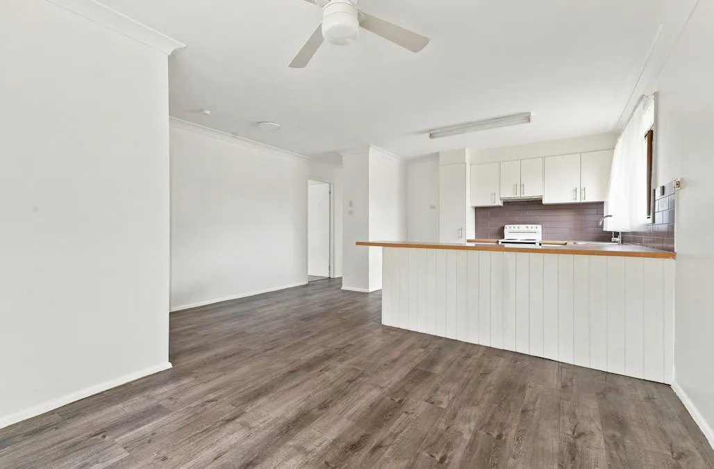 11 Logan Street, Cowra, NSW, 2794 - Image 4