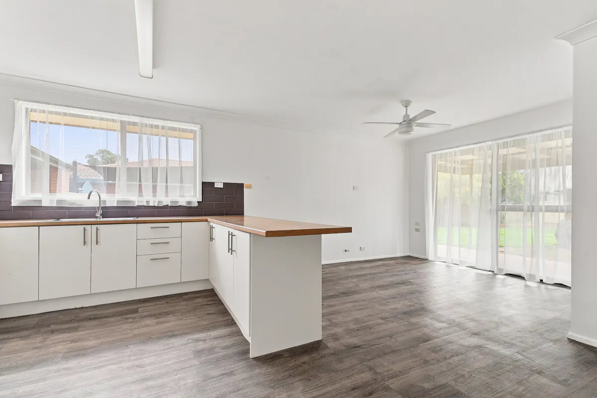 11 Logan Street — photo 5 of 14