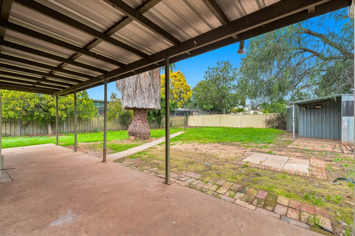 11 Logan Street — photo 9 of 14