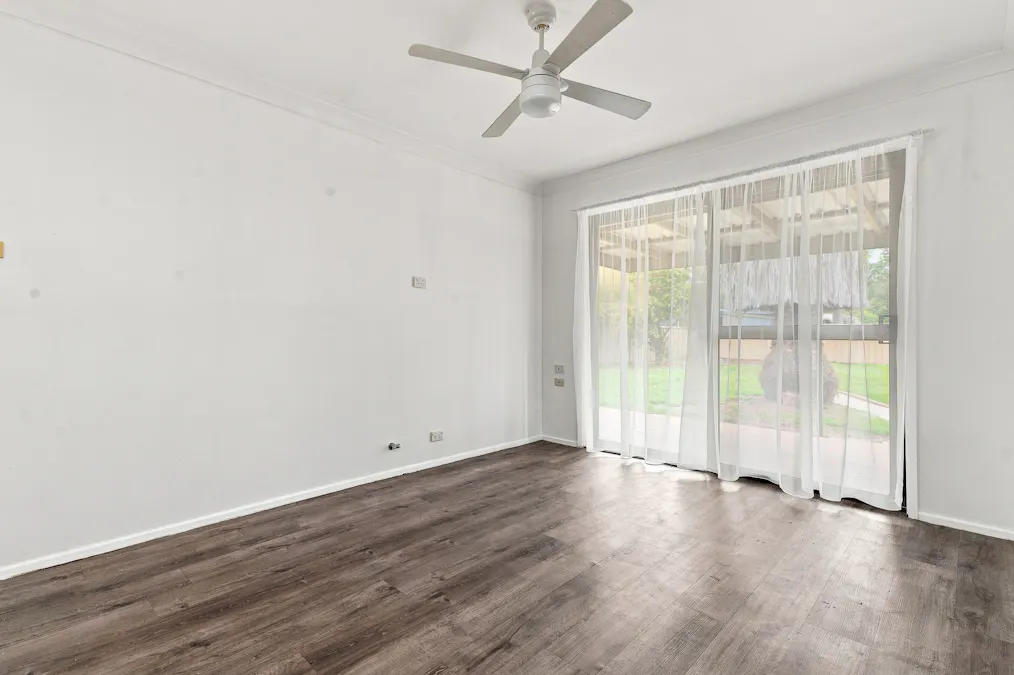 11 Logan Street, Cowra, NSW, 2794 - Image 6