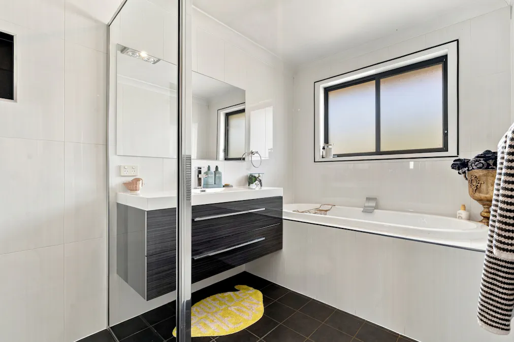 22 Westbourne Drive, Llanarth, NSW, 2795 - Image 15