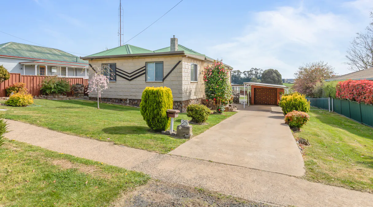 25 Dart Street, Oberon, NSW, 2787 - Image 1