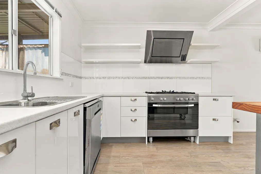 12 Kibbler Street, Cowra, NSW, 2794 - Image 3