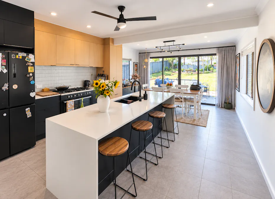8 Brilliant Street, Bathurst, NSW, 2795 - Image 2