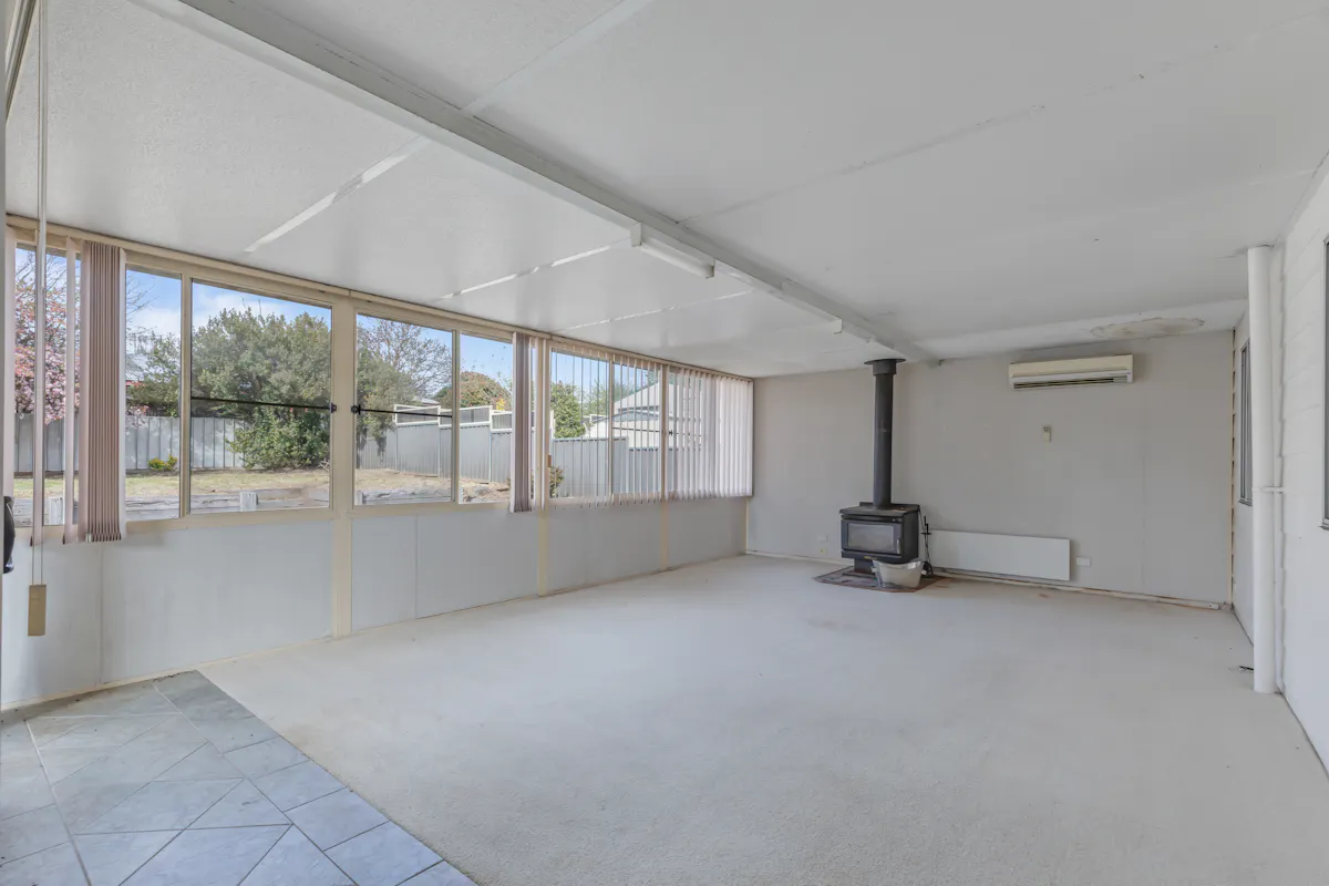36 Carrington Avenue — photo 3 of 17