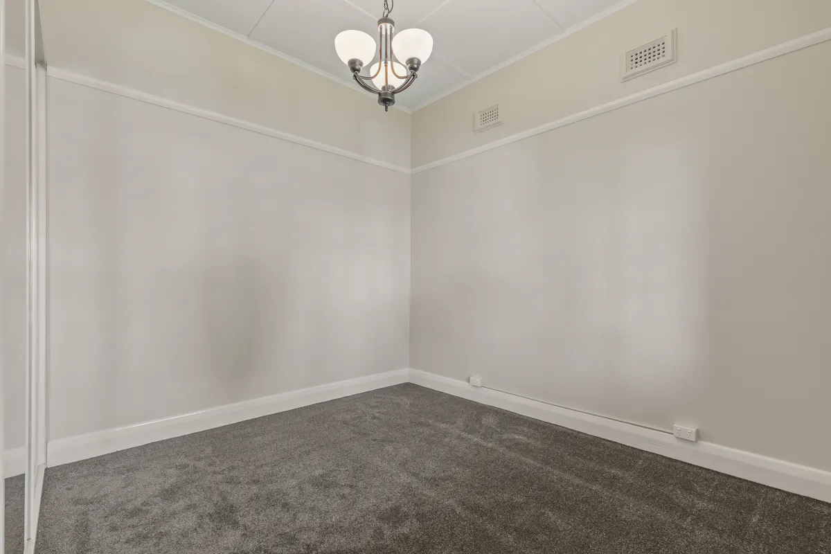 17 Gladstone Street — photo 10 of 20