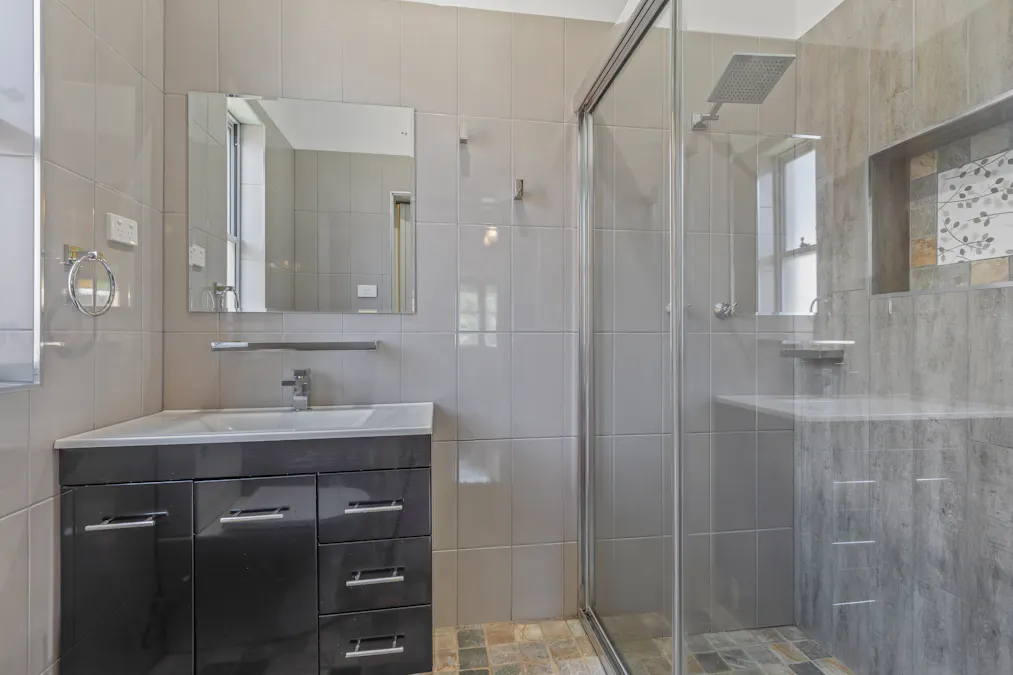 17 Gladstone Street, Bathurst, NSW, 2795 - Image 8