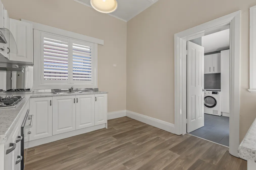 17 Gladstone Street, Bathurst, NSW, 2795 - Image 4