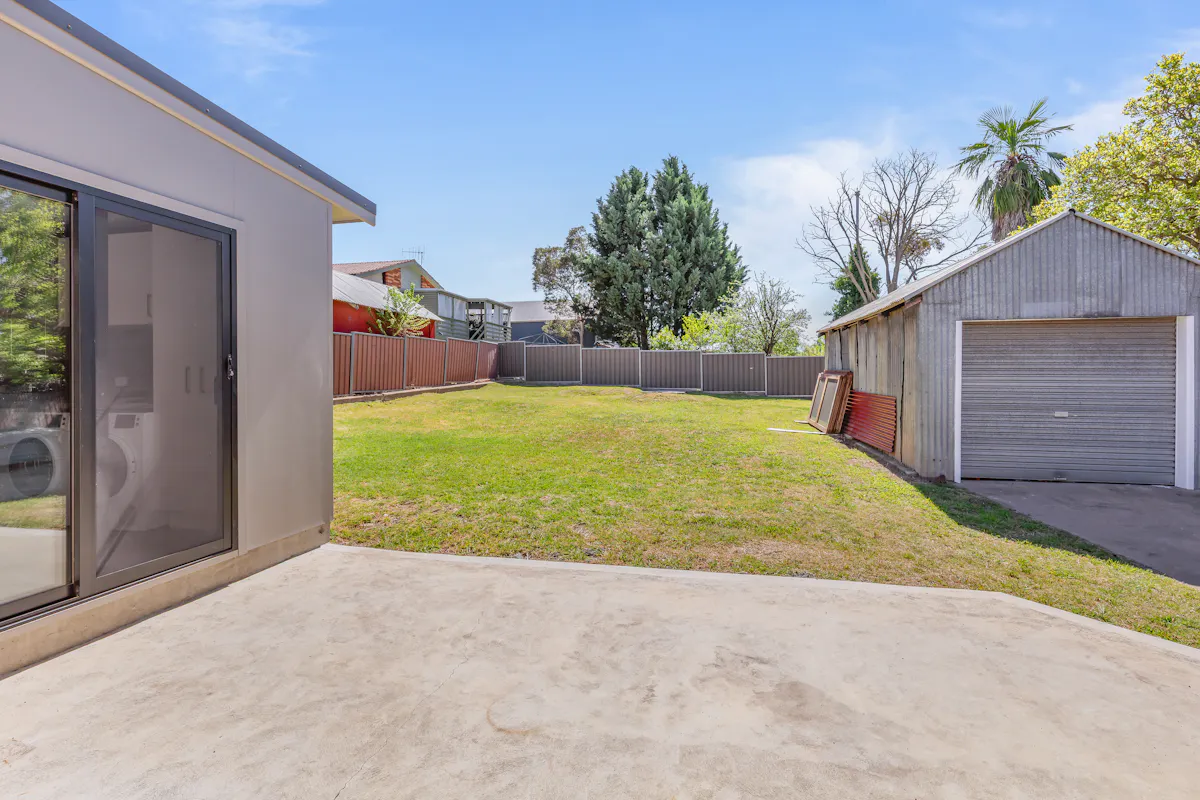 17 Gladstone Street — photo 15 of 20