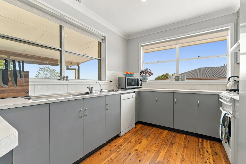 8 Berowra Street, Cowra, NSW, 2794 - Image 6