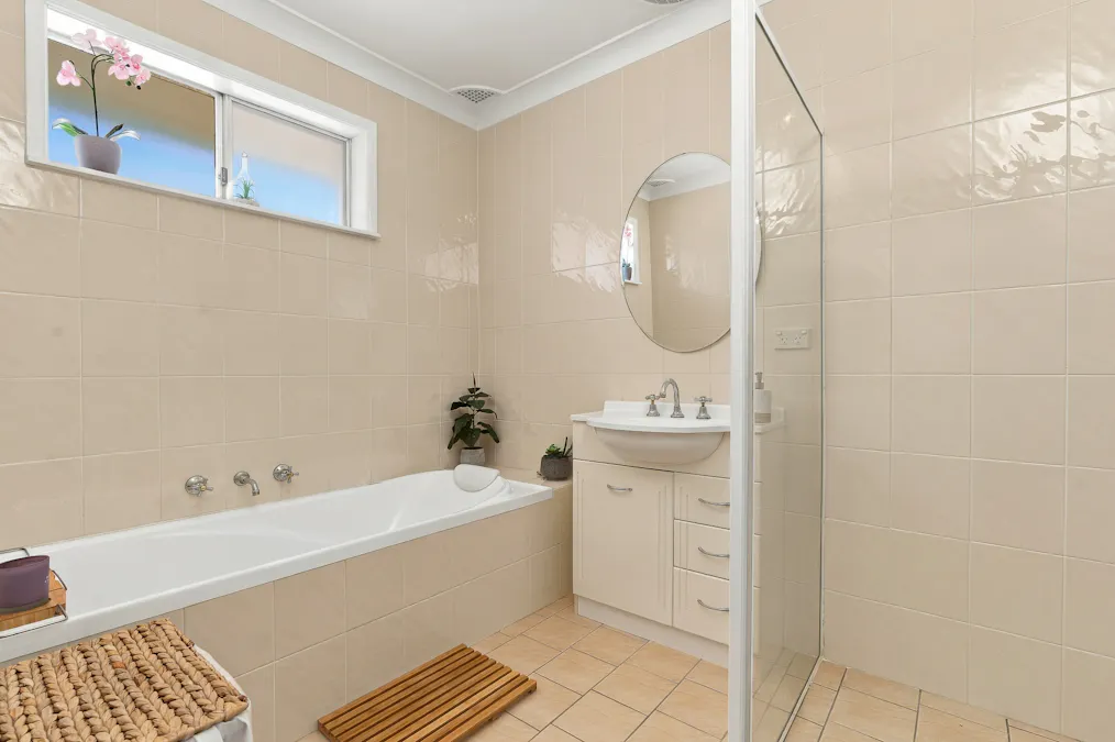 8 Berowra Street, Cowra, NSW, 2794 - Image 12