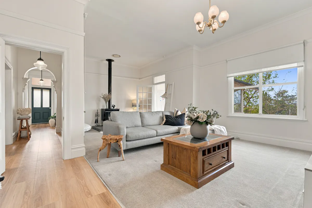 266 Havannah Street — photo 3 of 22