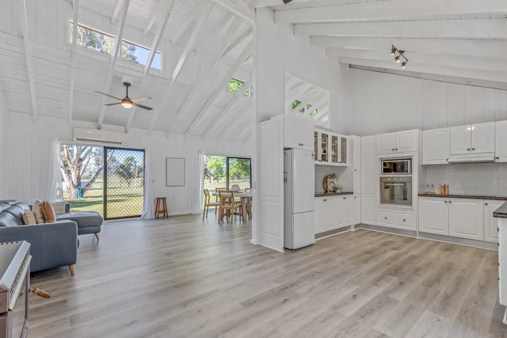 422 Laffing Waters Lane, Laffing Waters, NSW, 2795 - Image 6