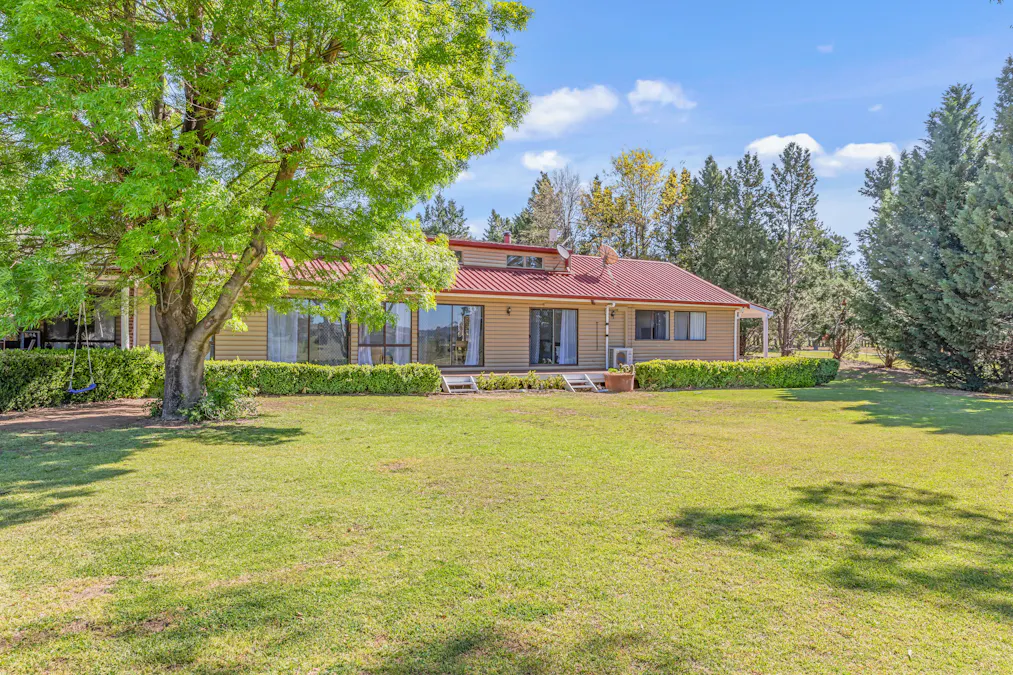 422 Laffing Waters Lane, Laffing Waters, NSW, 2795 - Image 2