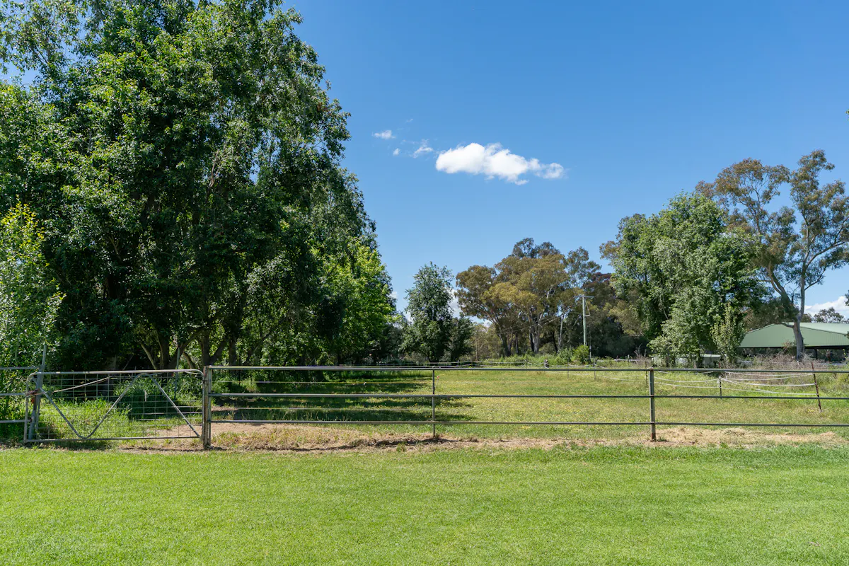 22 Showground Lane — photo 8 of 22