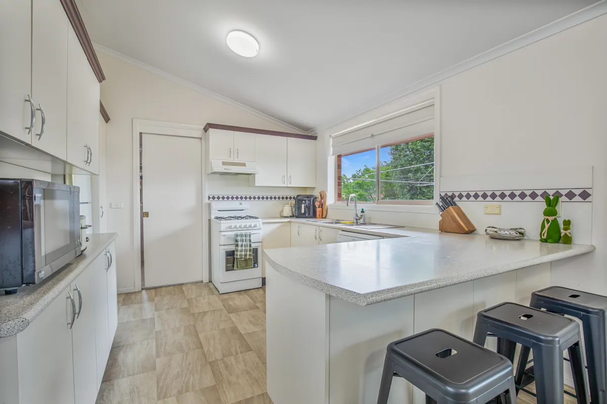 87 Suttor Street — photo 8 of 22