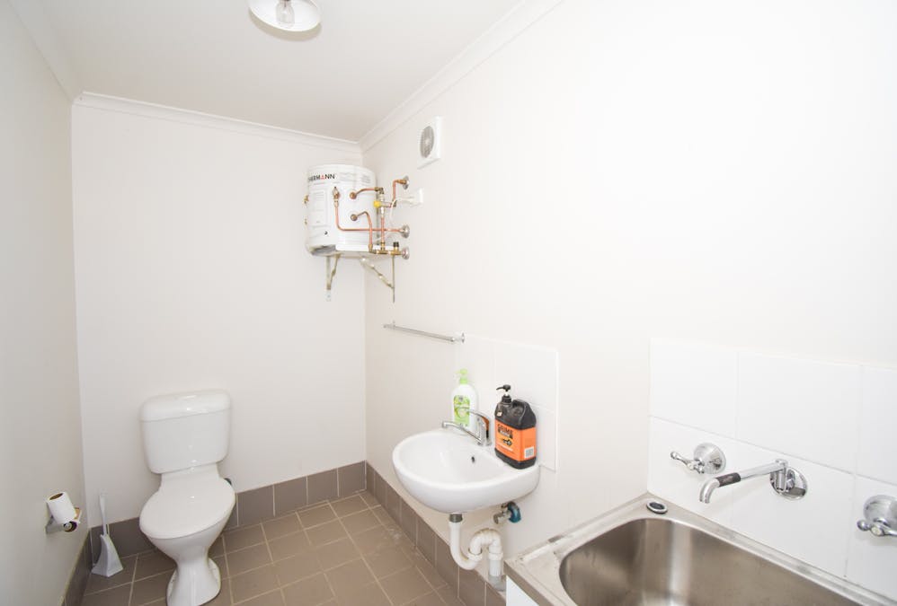 2/17 Upfold St, Bathurst, NSW, 2795 - Image 7