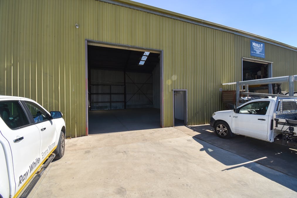 2/17 Upfold St, Bathurst, NSW, 2795 - Image 8