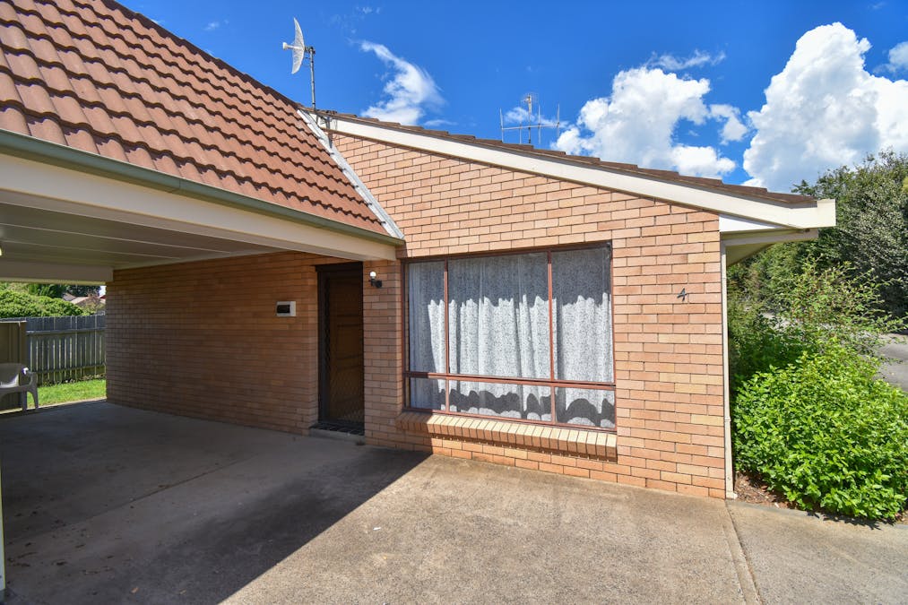 4/132 Lambert Street, Bathurst, NSW, 2795 Sold Elders Real Estate